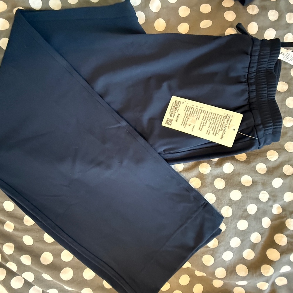 Lululemon navy pant